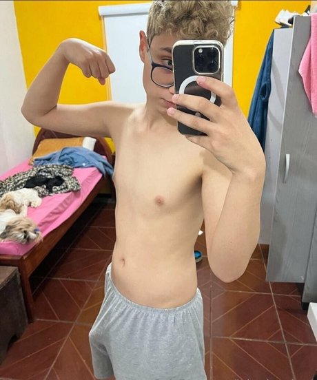 lukecinnabun xxx model pictures