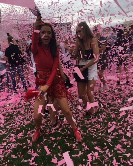 Bobbie Cook star sexy gallery