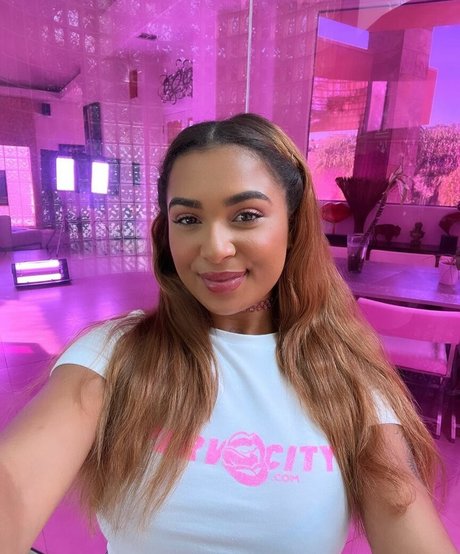 Babi Star adult star archive