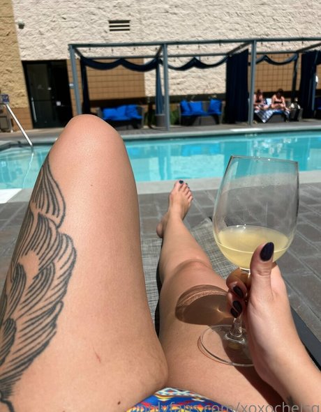 xoxochelsq nude model archive