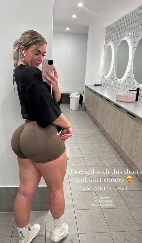 Nikita Simpson xxx star picture