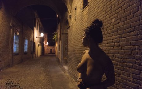 Sara Noli top star images