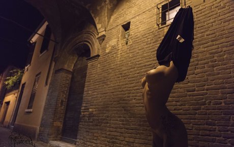 Sara Noli star gallery