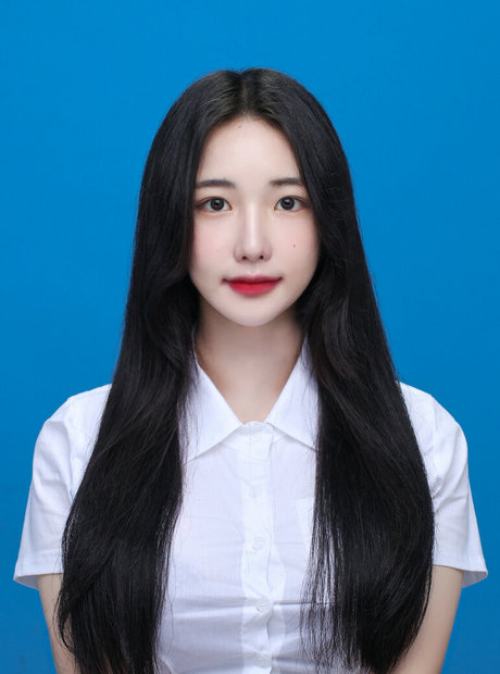 BJ Pyuri nude actress picture