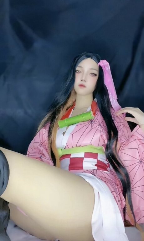 Shelly Portacio model sexy pictures