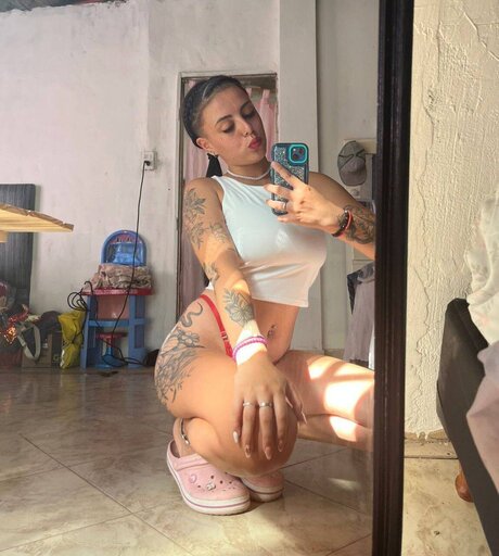 theuniqueonly model beautiful pic