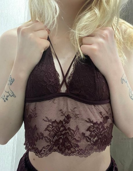 latina teen pussy onlyfans free naked photo