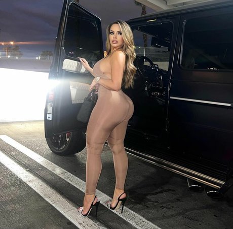 Jacqueline Petzak model beautiful galleries