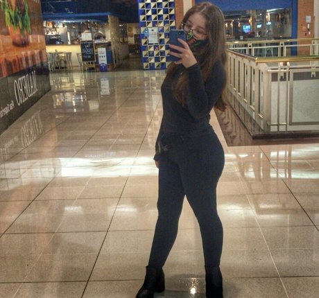 Julihcsgo sexy model pictures