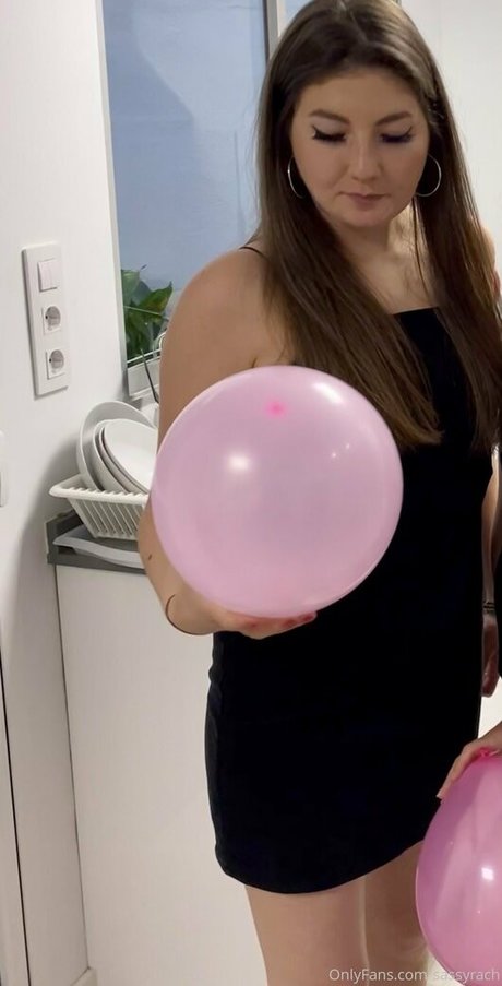 sassyrach model pretty photo