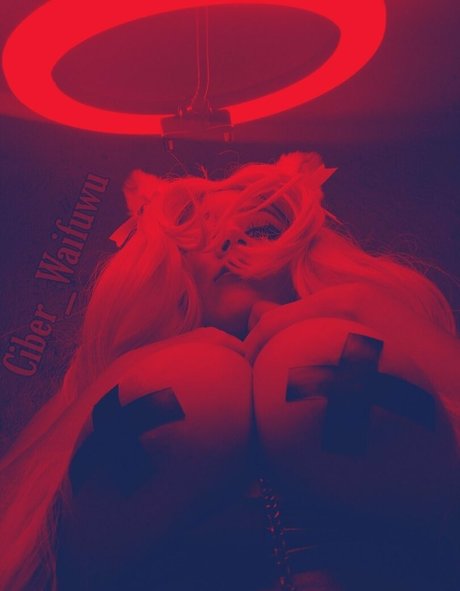 Ciberwaifuwu pornstar naked photo