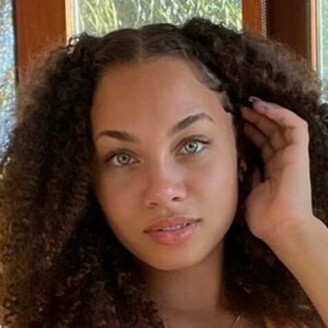 Jada Durroh hot pornstar pics