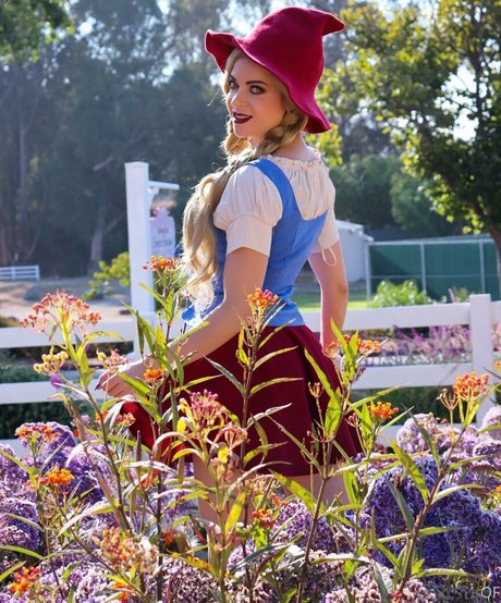 Meganrandom Profile pic