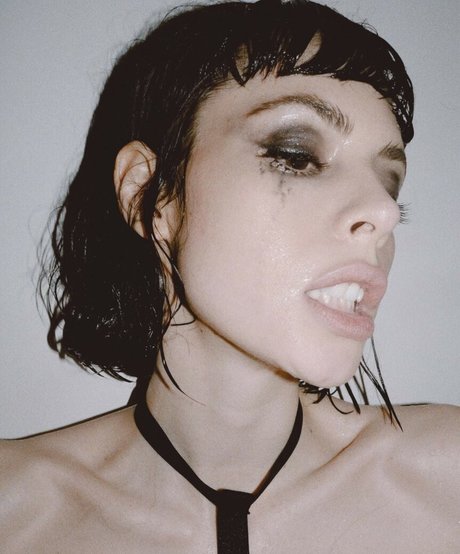 flight attendant onlyfans nude images