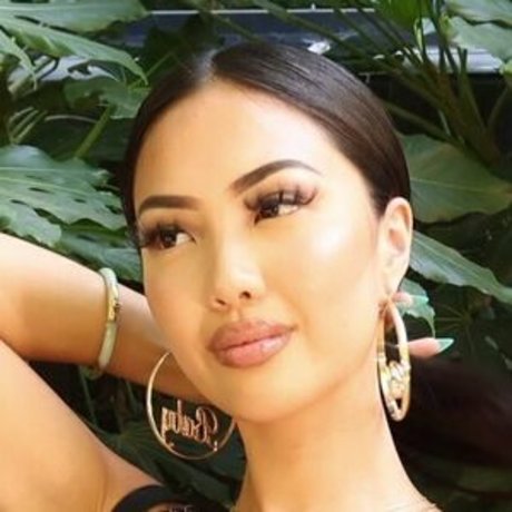 wetaja top pornstar pics