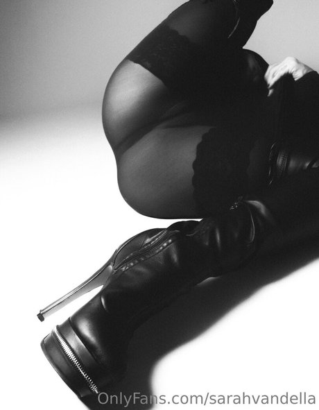 Sarahvandella free model picture