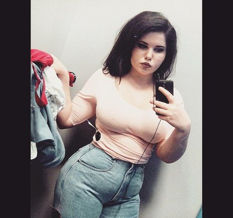 Anna Bernadi sexy star images