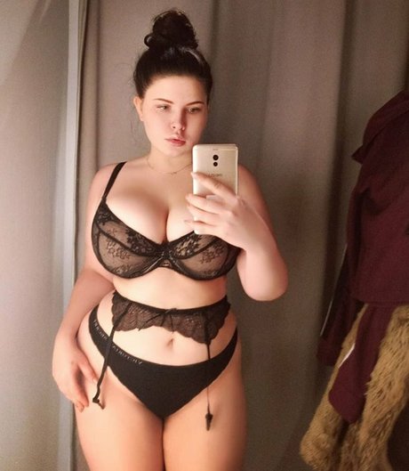 Anna Bernadi nudes model archive