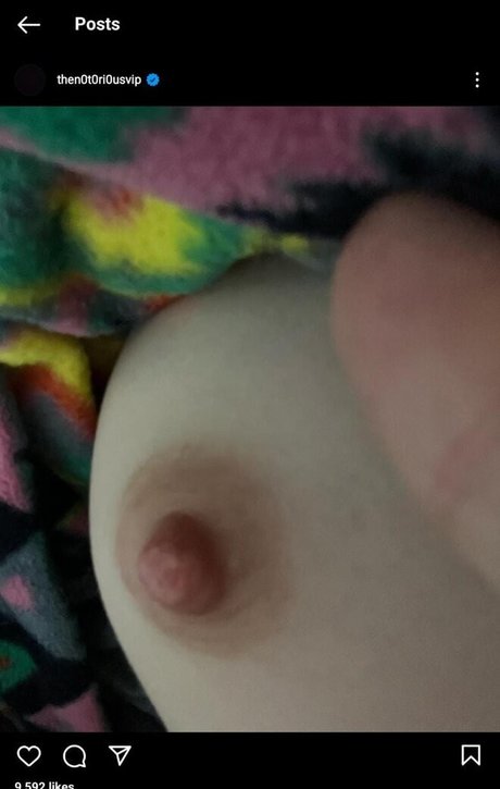 Victoria Pedretti sex actress archive