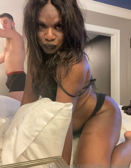 sissy serayah sexy actress picture