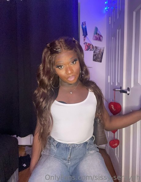 sissy serayah naked actress archive