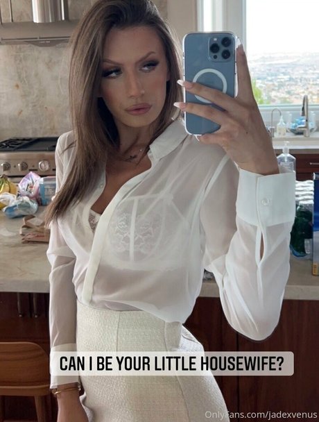 beautiful ladyboy onlyfans art naked img