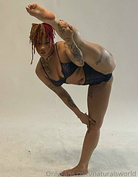 Naturalsworld pretty actress image