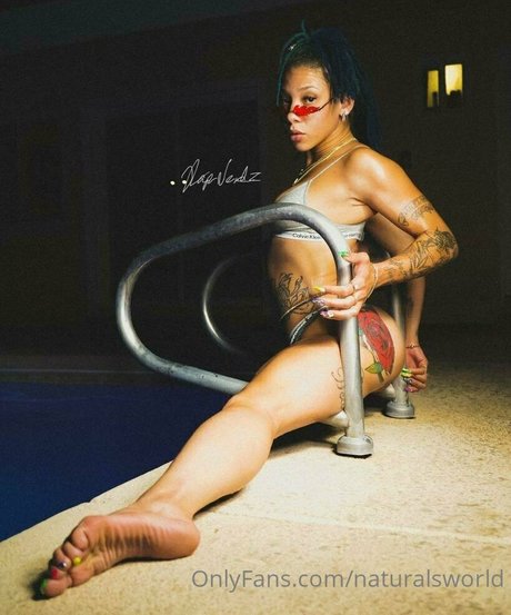 Naturalsworld actress pictures