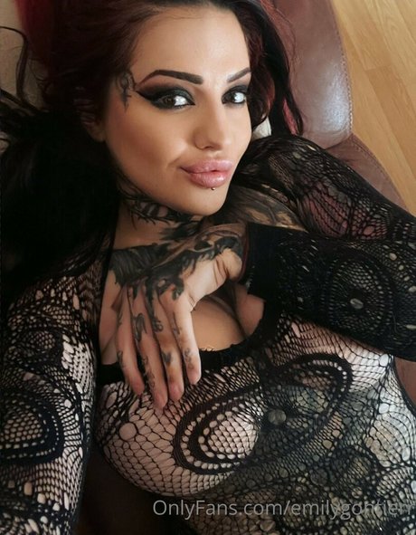 Emily Gontier model nude archive