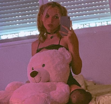 angele mhr free pornstar photo