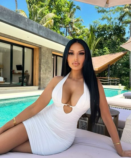 kbellebeauty nude actress archive