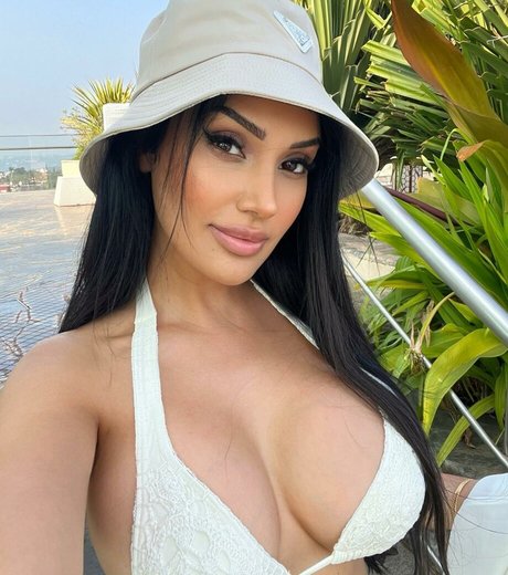 kbellebeauty nude star pic