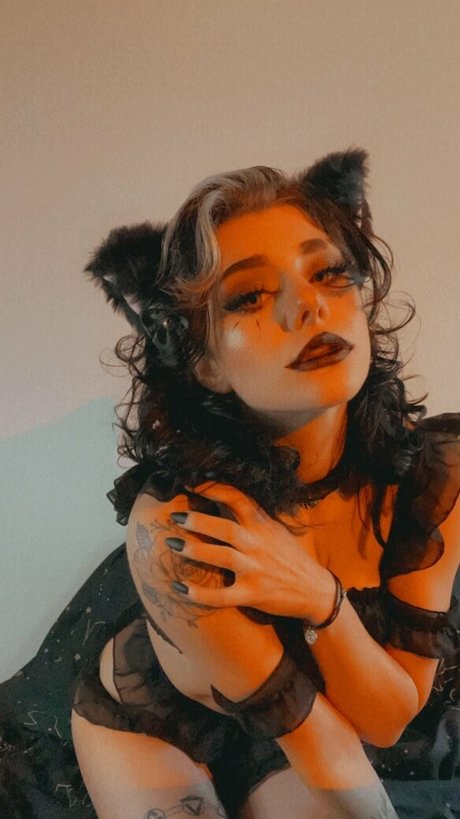 erinrileycos exclusive model galleries