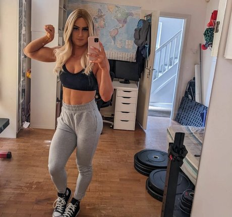 tayrosiee hd star images