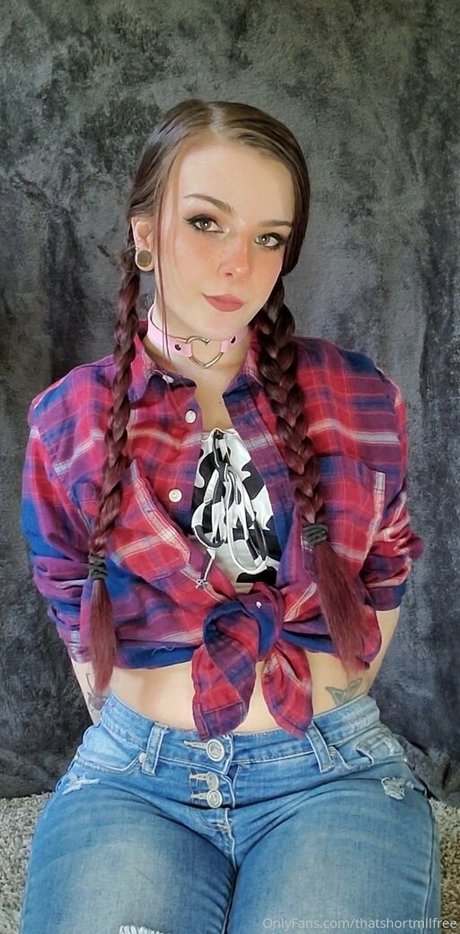 lilydarkofree model hd photo