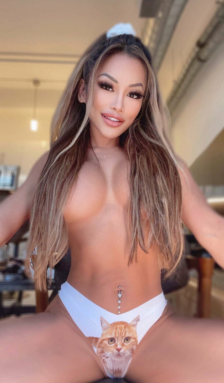 cjfanspage pornstar exclusive pics