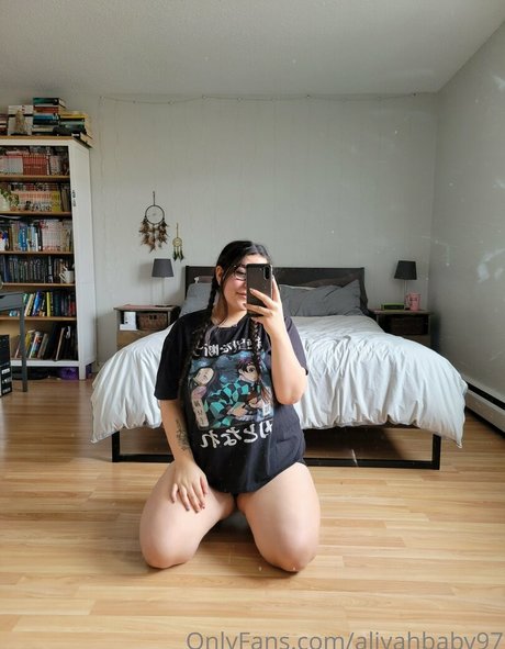 aliyahbaby97 pornstar hot img