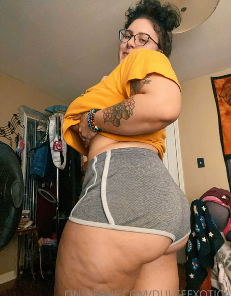 Reina Rodriguez star erotic img