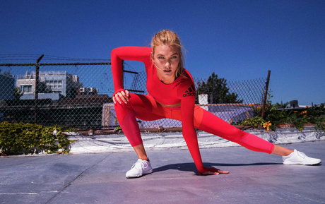 Karlie Kloss nude model img