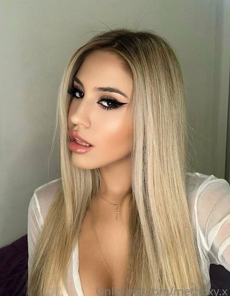 methoxy x free star photo