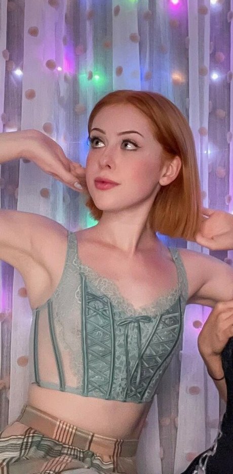 curly ebony onlyfans hot photos