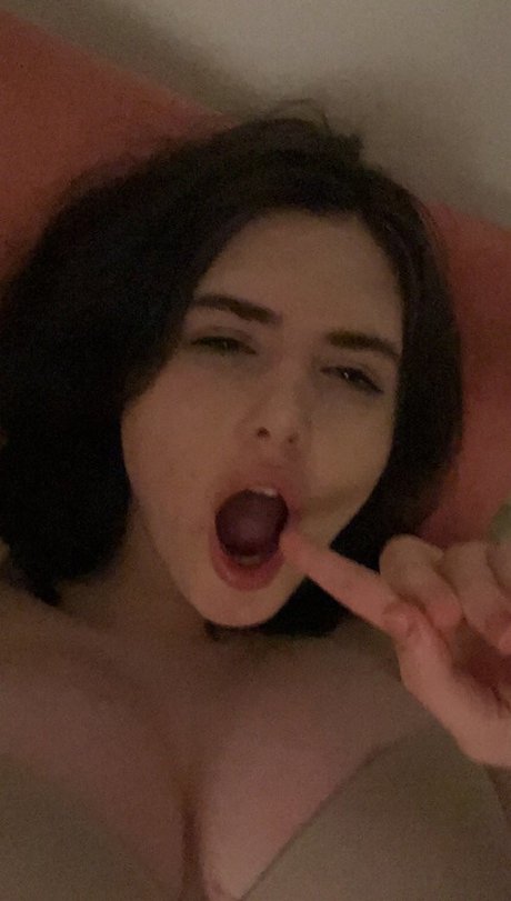 Legallyspoodie pretty model images