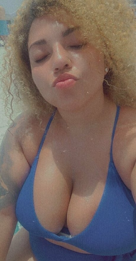 hot lips sex actress photo