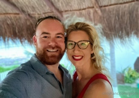 geoliz model adult picture