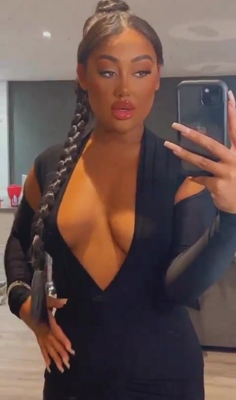 Marlie Lewis star pornographic photo