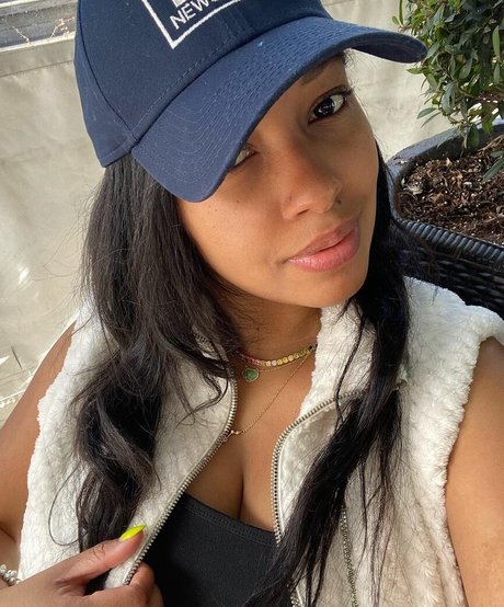 Local TV Presenters star hd photo