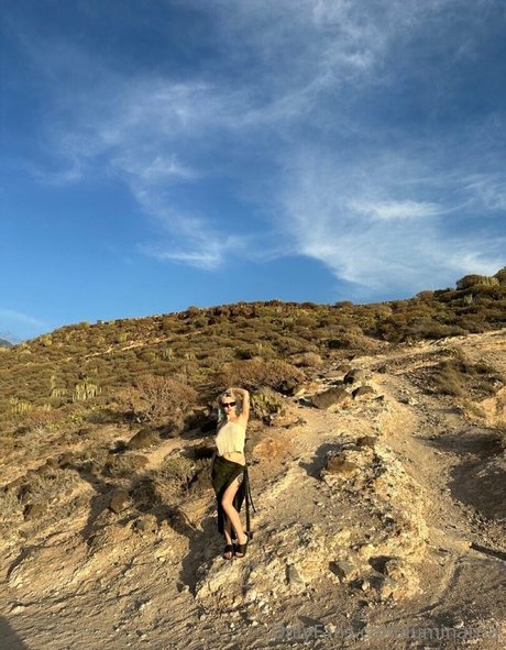 Luminatria pretty model galleries