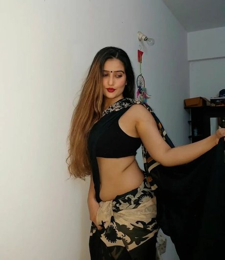 Aniza Hazel porn star images