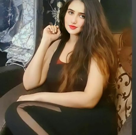 Aniza Hazel star best picture