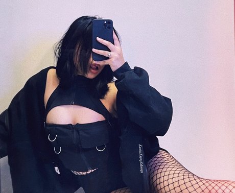 SleepyFairyMary pornstar hot picture